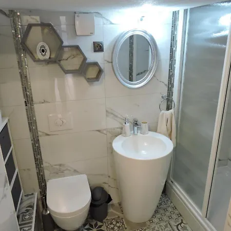 With Parking Space Biograd Na Moru, Biograd - 16561 Apartman *