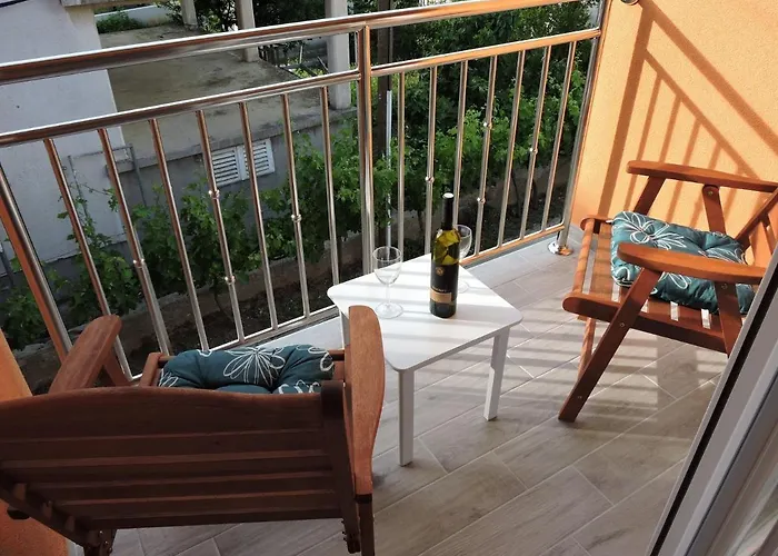 With Parking Space Biograd Na Moru, Biograd - 16561 Apartman *